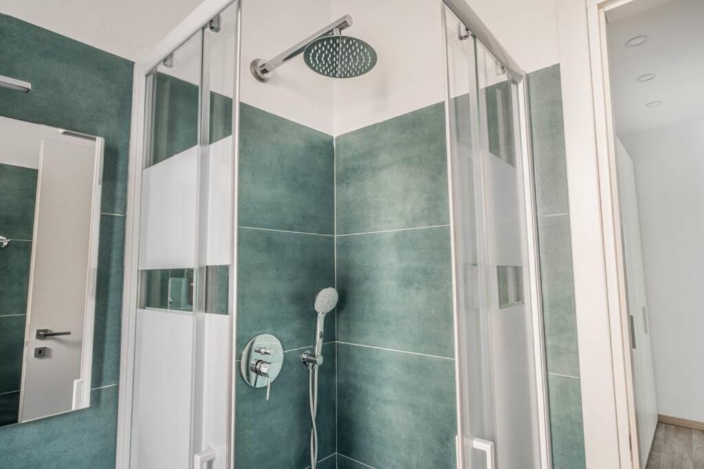ミラノArtistic House Navigli-Duomo Netflix & Designアパートメント エクステリア 写真